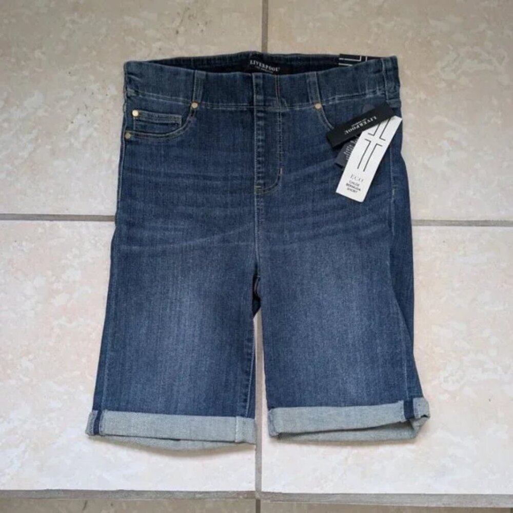 NWT Liverpool Chloe Bermuda Denim Jean Shorts Eco Pull On Size 6/28